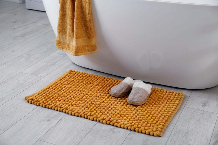 Difference between Bath Mats and Bath Rugs